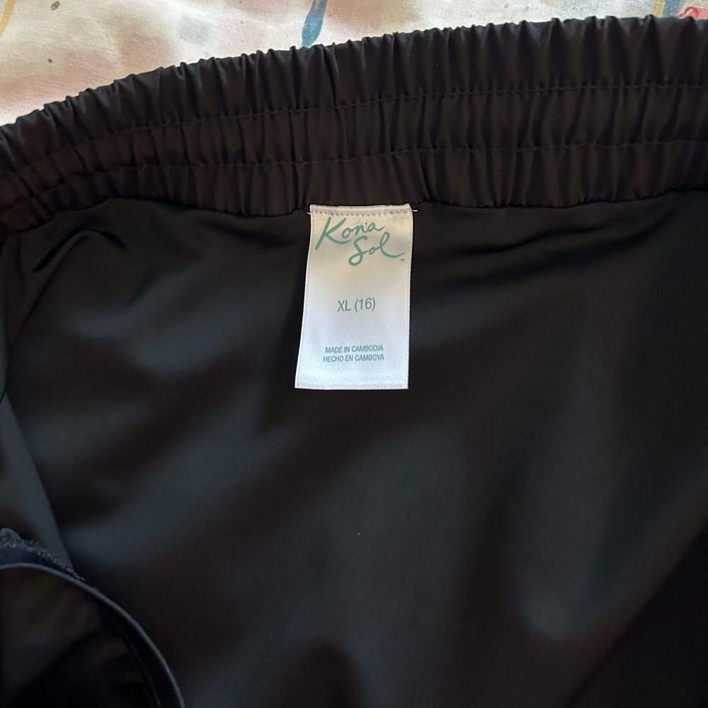 Kona Sol Elegant Black Swimwear